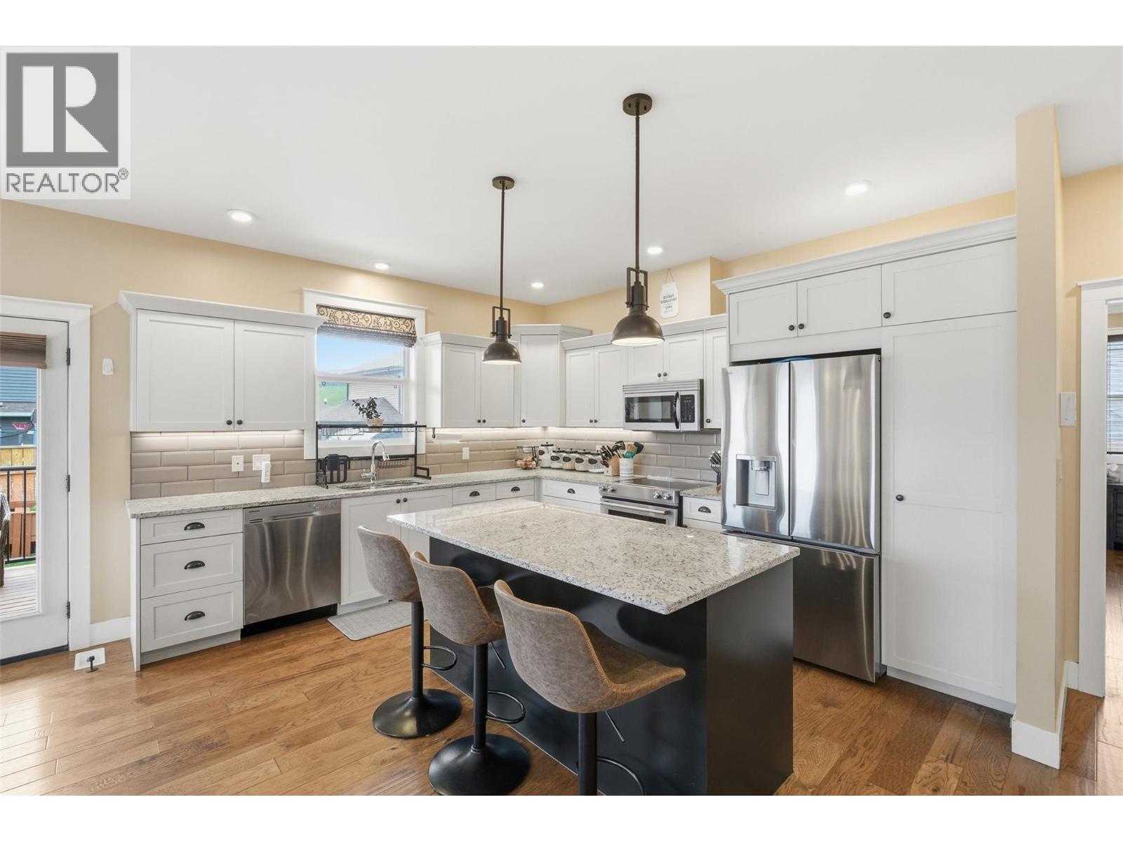 3010 HILTON Drive, Merritt