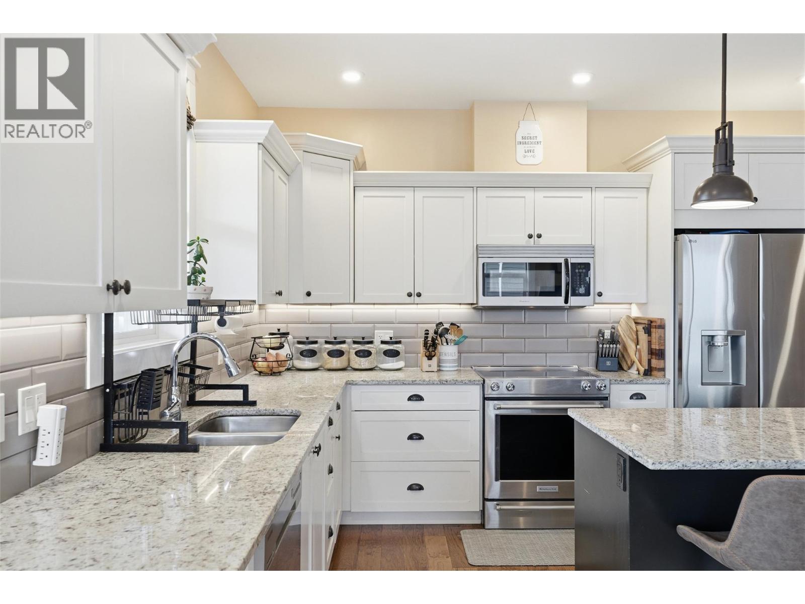 3010 HILTON Drive, Merritt
