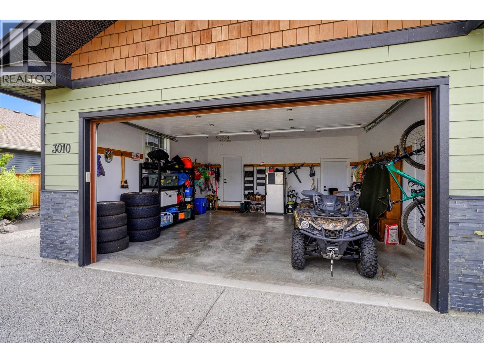 3010 HILTON Drive, Merritt