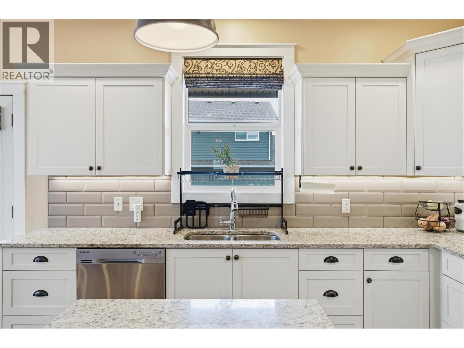 3010 HILTON Drive, Merritt