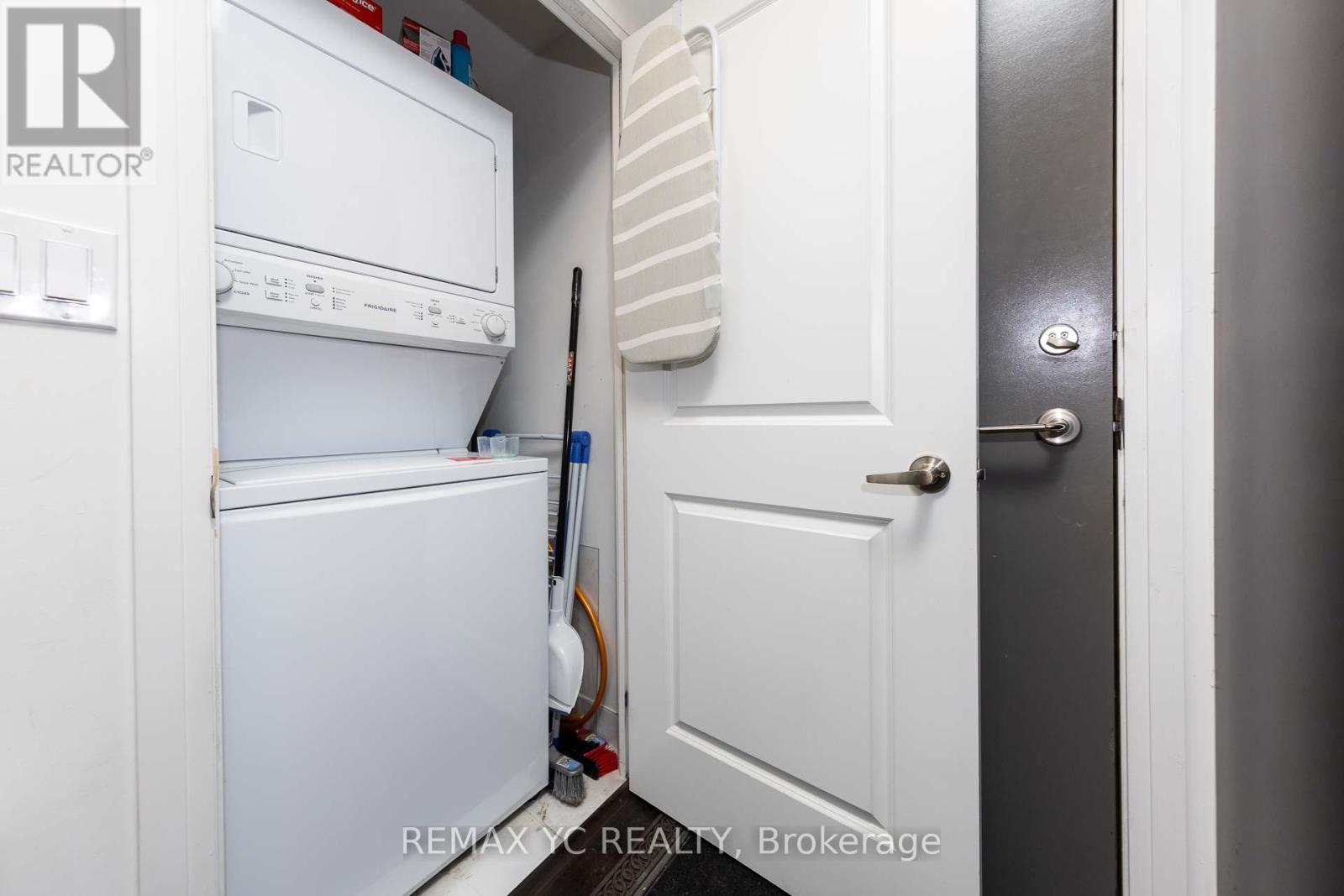 #1204 35 HAYDEN STREET - 20