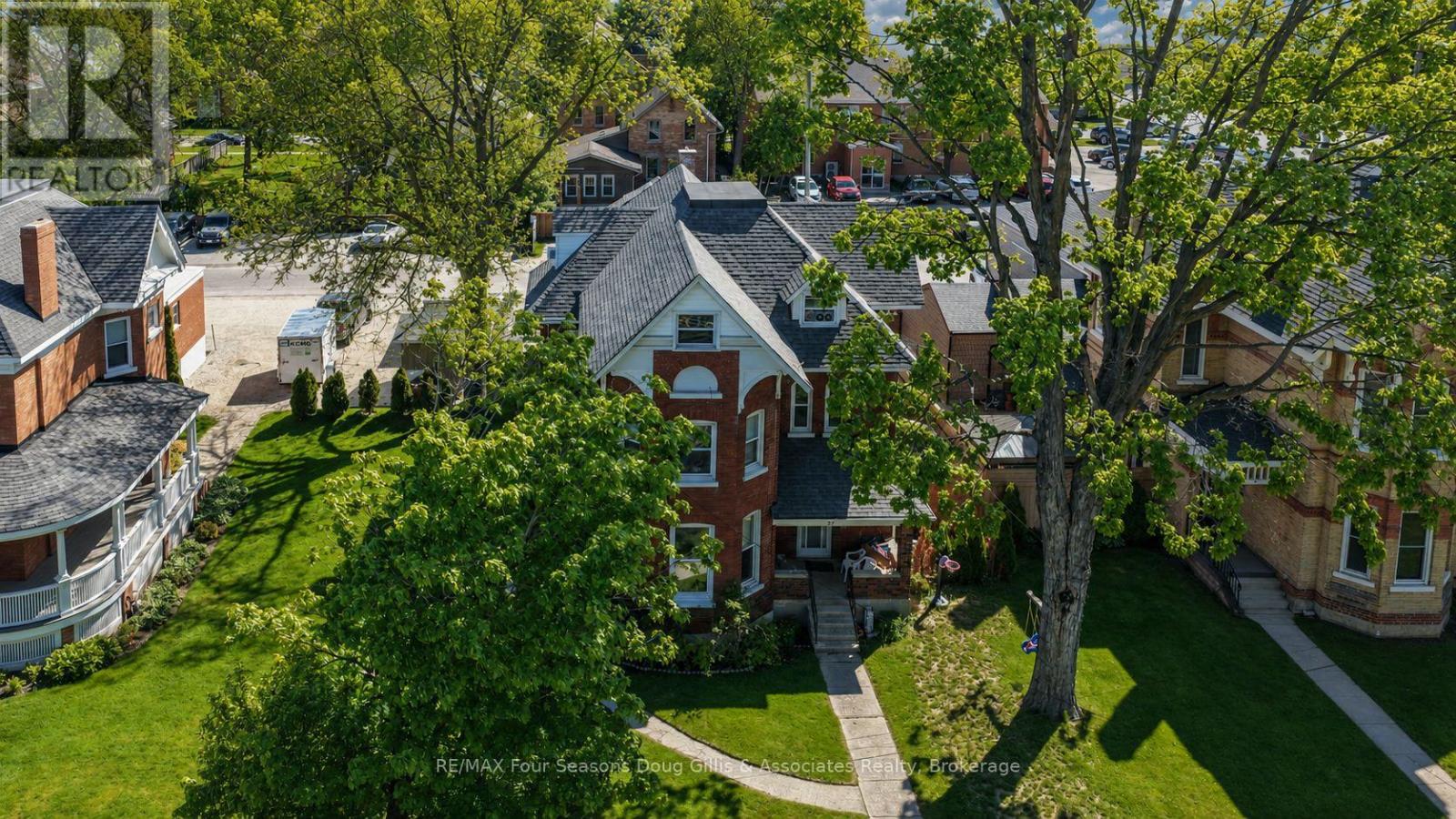 57 ELGIN STREET - 6