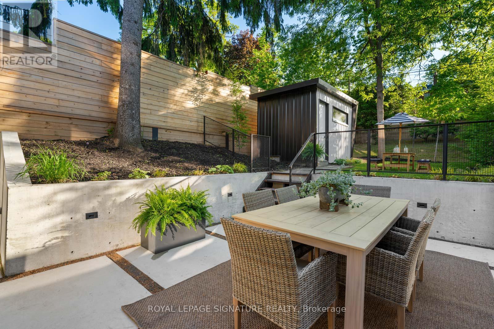 174 KENILWORTH AVENUE - 44