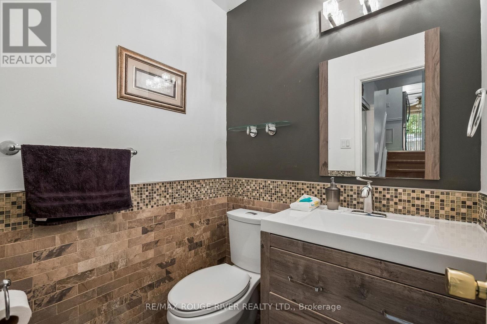 22 DUFFORT COURT - 24