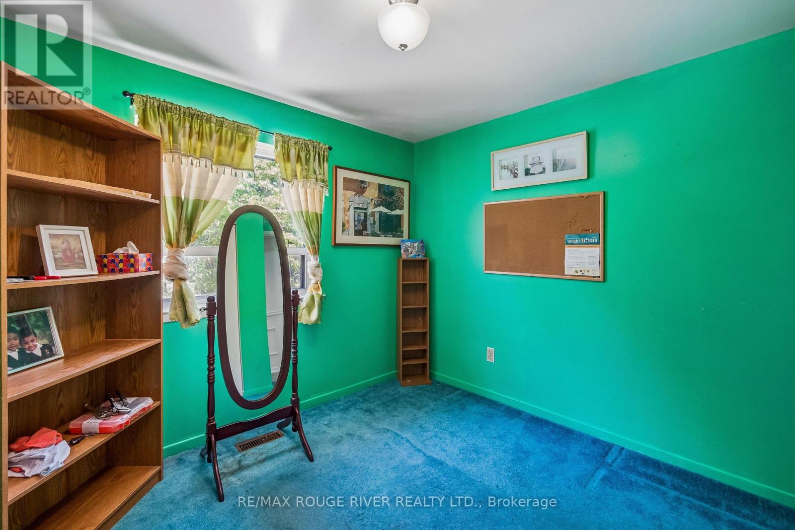 22 DUFFORT COURT - 25