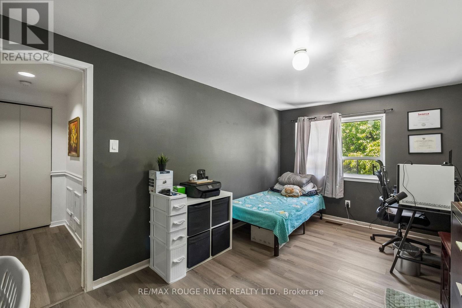 22 DUFFORT COURT - 30