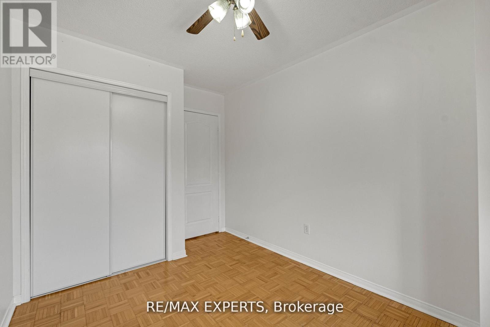 #61 19 FOXCHASE AVENUE - 26