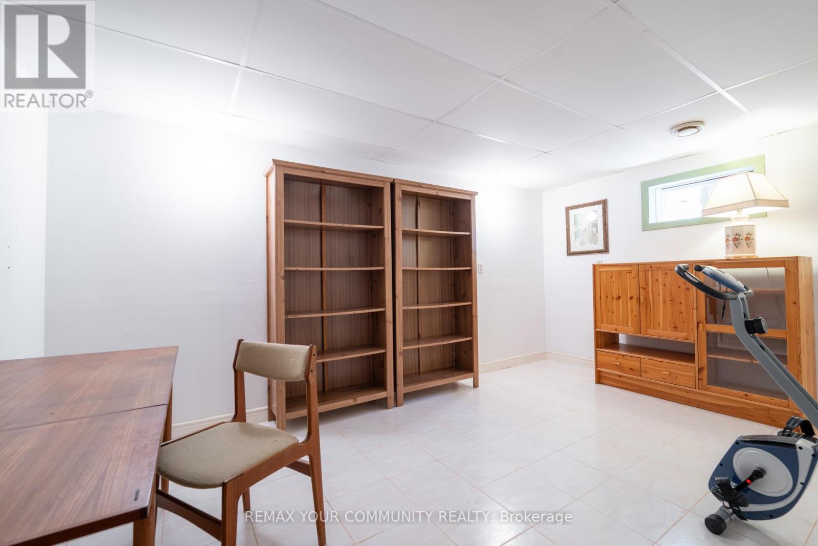 27 DRUMERN CRESCENT - 43