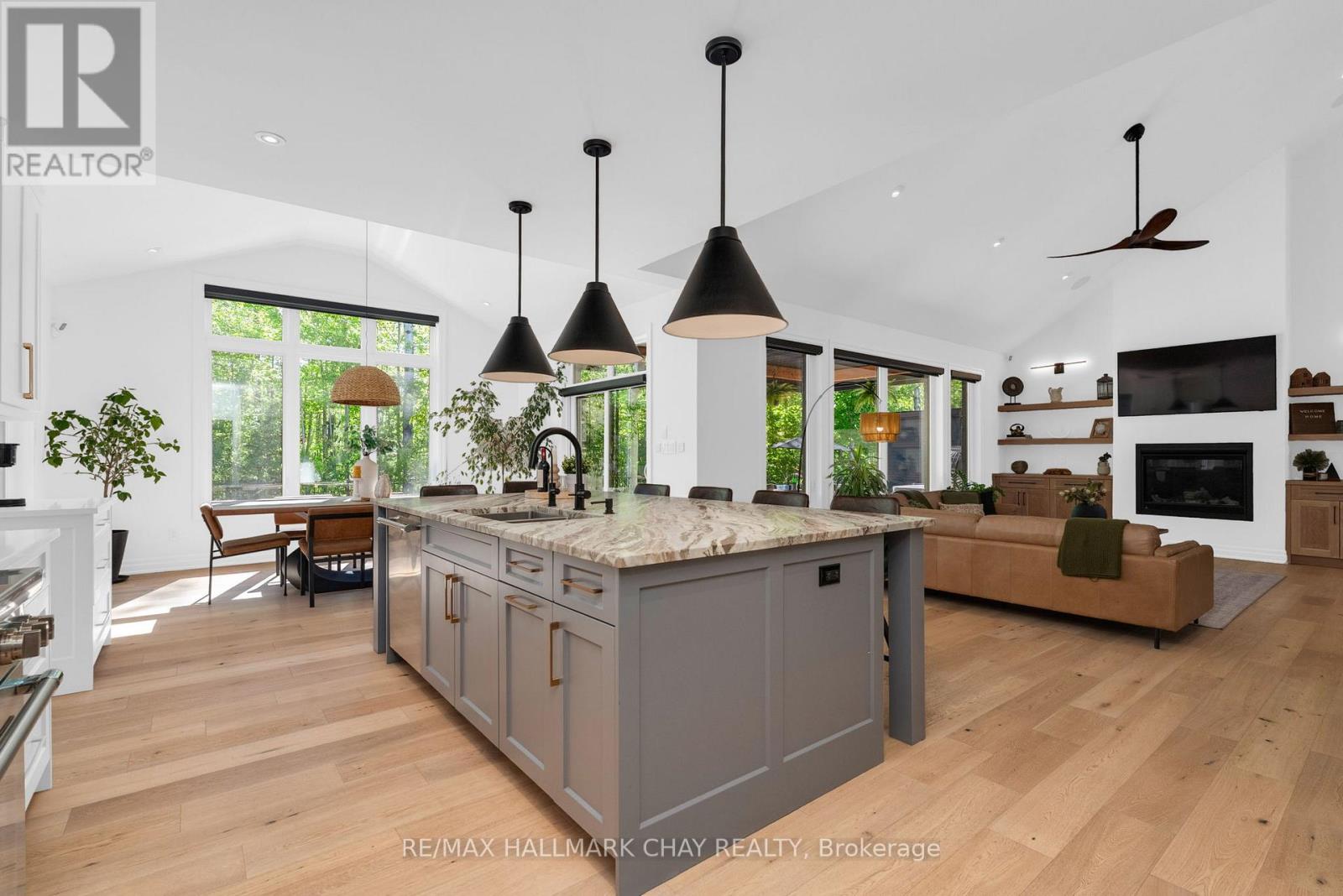 4 WALTER JAMES PARKWAY - 12