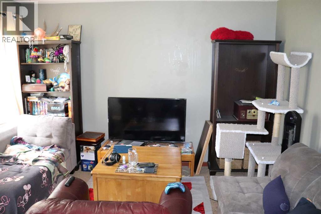 4723 5 Avenue - 17