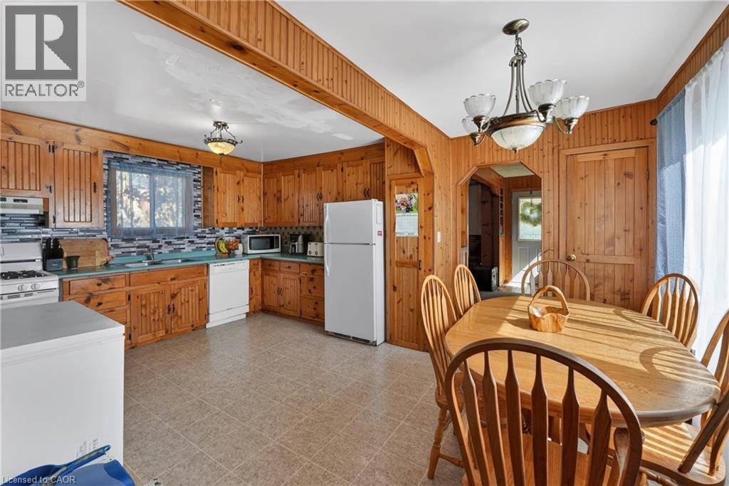 520 ALDER Street E - 5