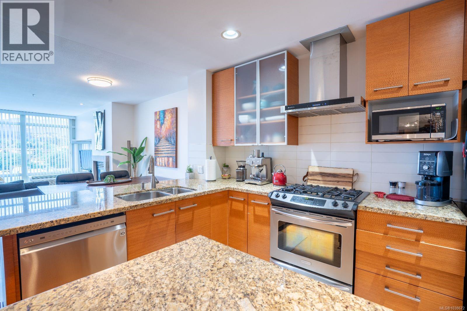 504 38 Front St, Nanaimo