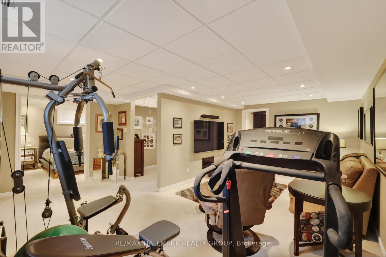 912 EASTBORO AVENUE - 29