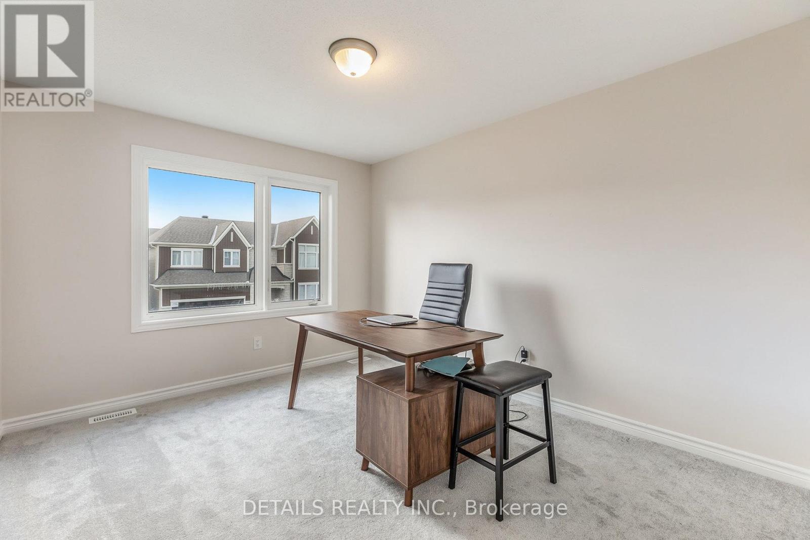 708 VENNECY TERRACE - 19