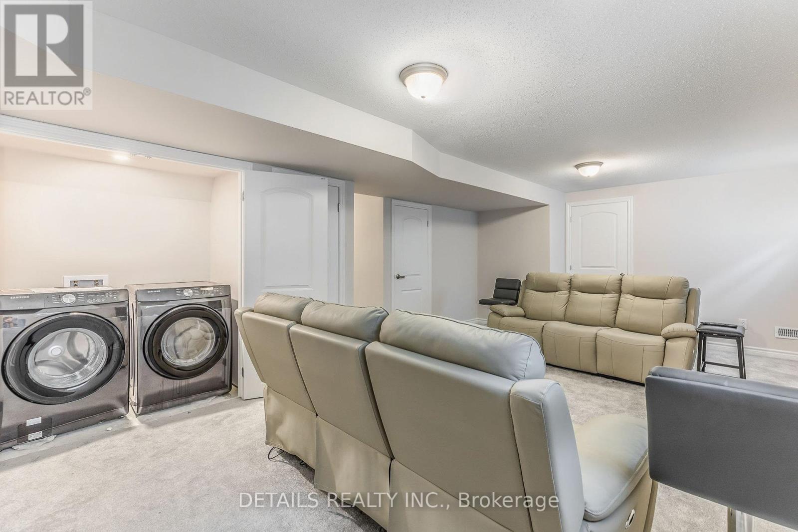 708 VENNECY TERRACE - 22