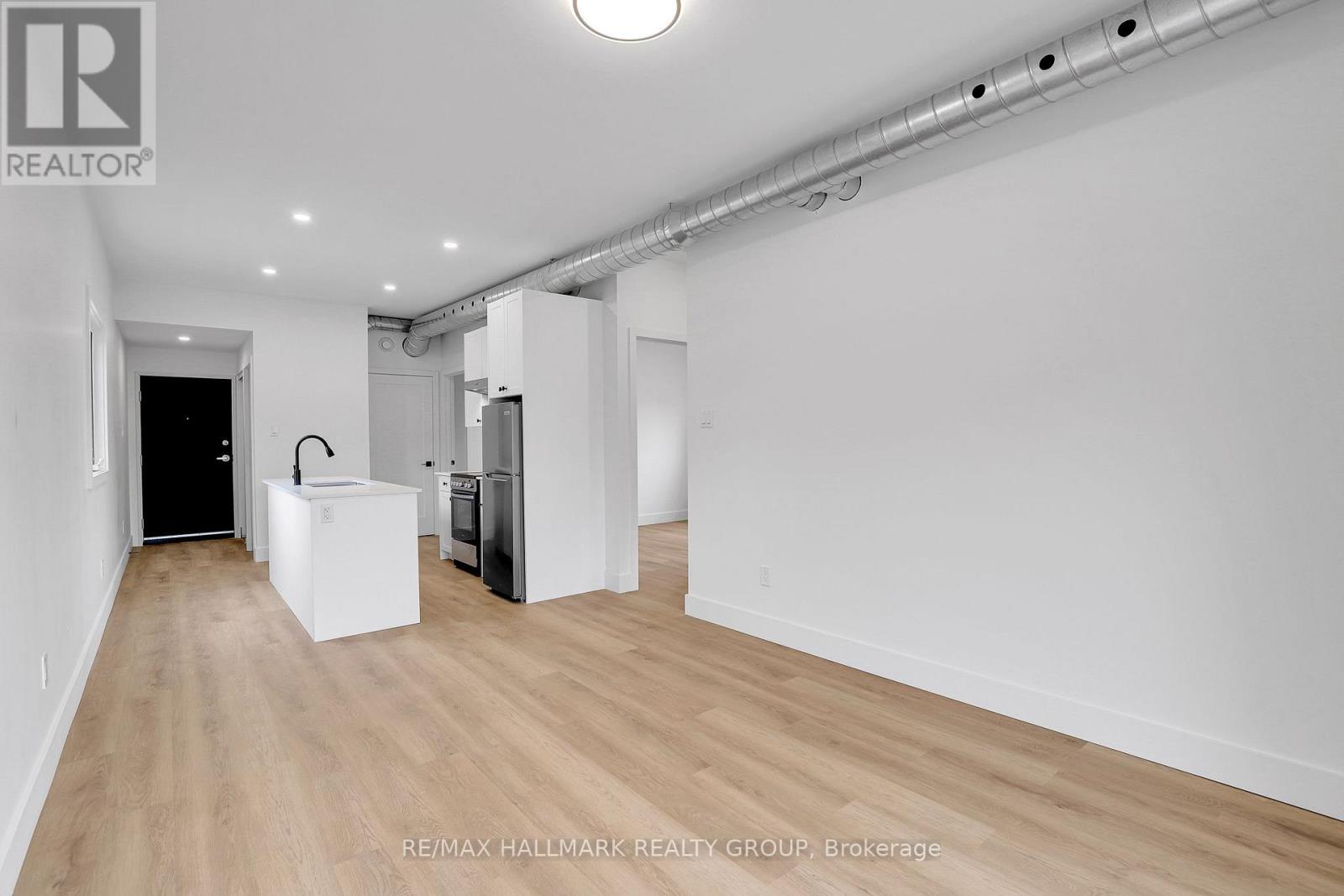 3 Bed, 1 Bath Multi-Family for Rent in Ottawa – 4 – 109 RUSSELL AVENUE, Ottawa – MLS# X13228012 - Image 10