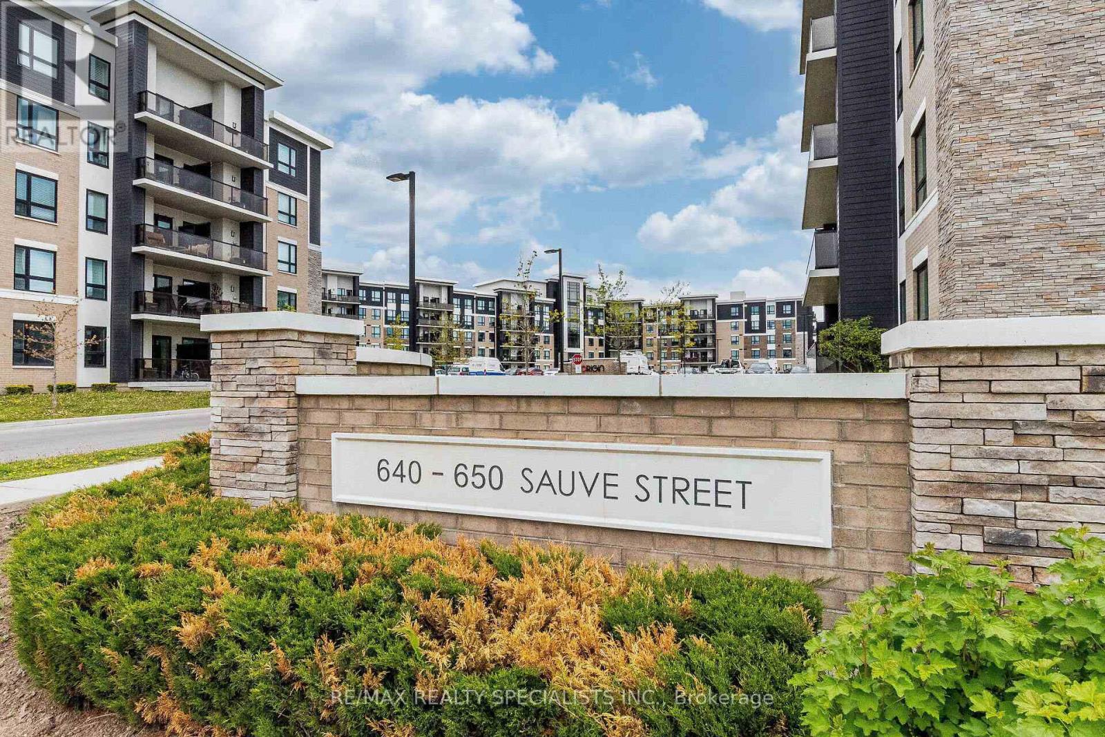 #221 640 SAUVE STREET - 2
