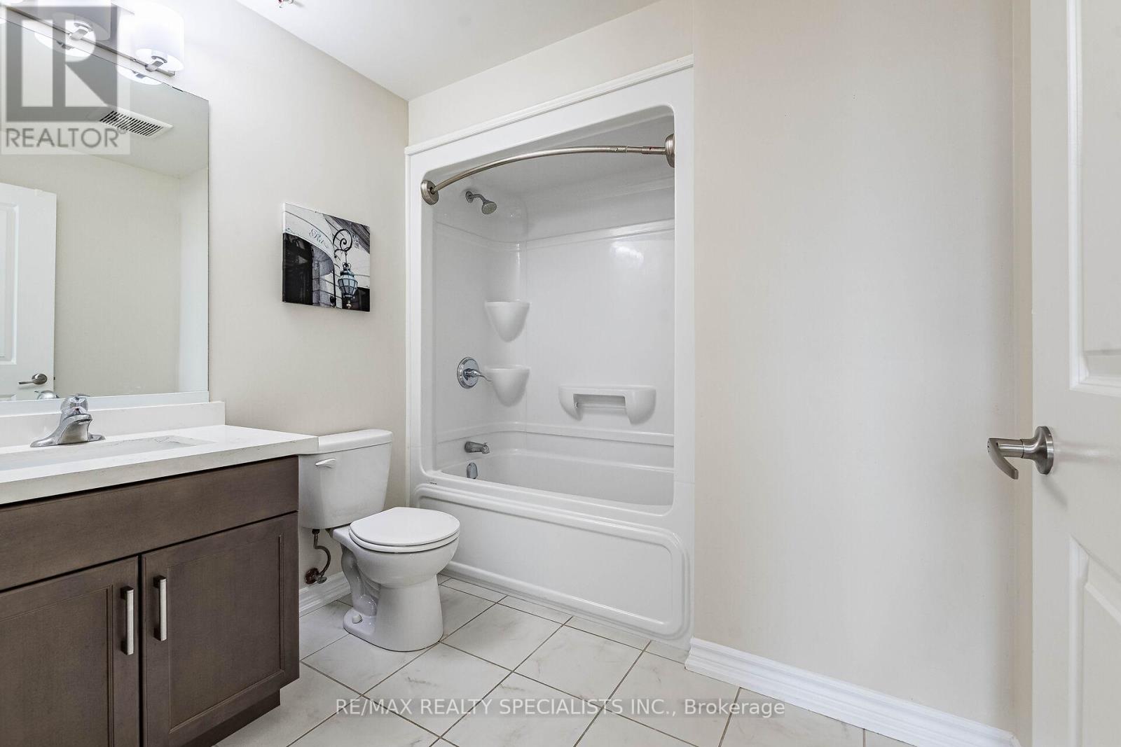 #221 640 SAUVE STREET - 26