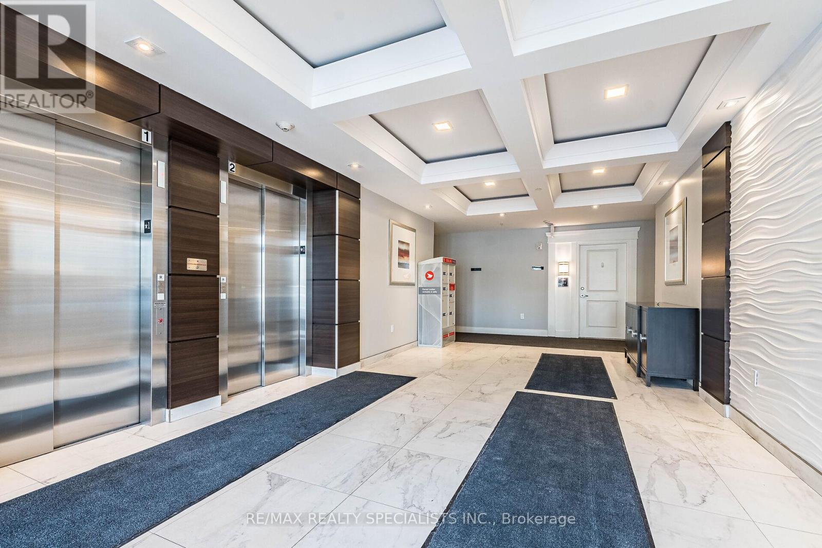 #221 640 SAUVE STREET - 7