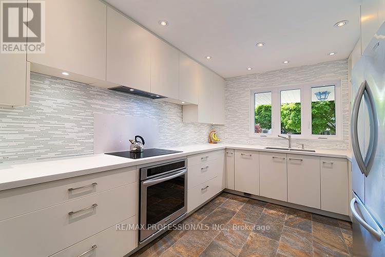 7 CHERRY POST CRESCENT - 13