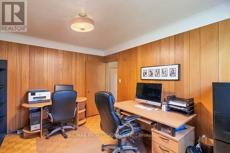 7 CHERRY POST CRESCENT - 24
