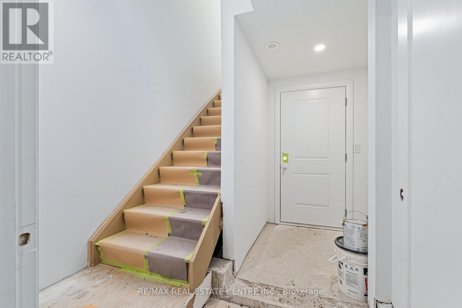 17 JAMES STREET - 38