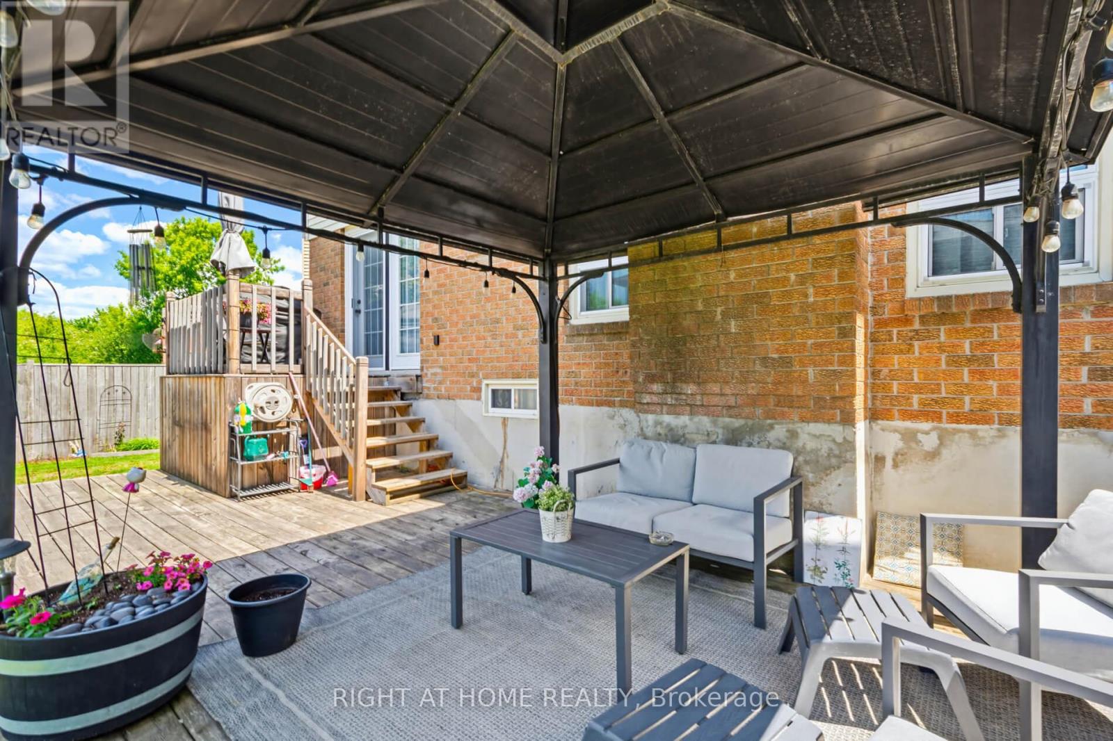 16 MARENGO COURT S - 34