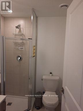 #8 4015 HICKORY DRIVE - 27