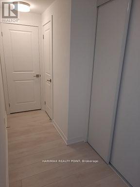 #8 4015 HICKORY DRIVE - 3