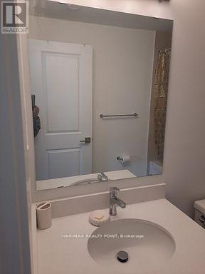 #8 4015 HICKORY DRIVE - 30