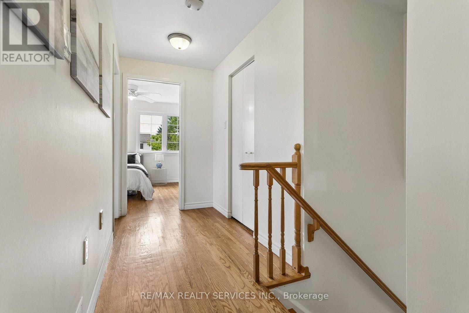 42 WATSON CRESCENT - 19