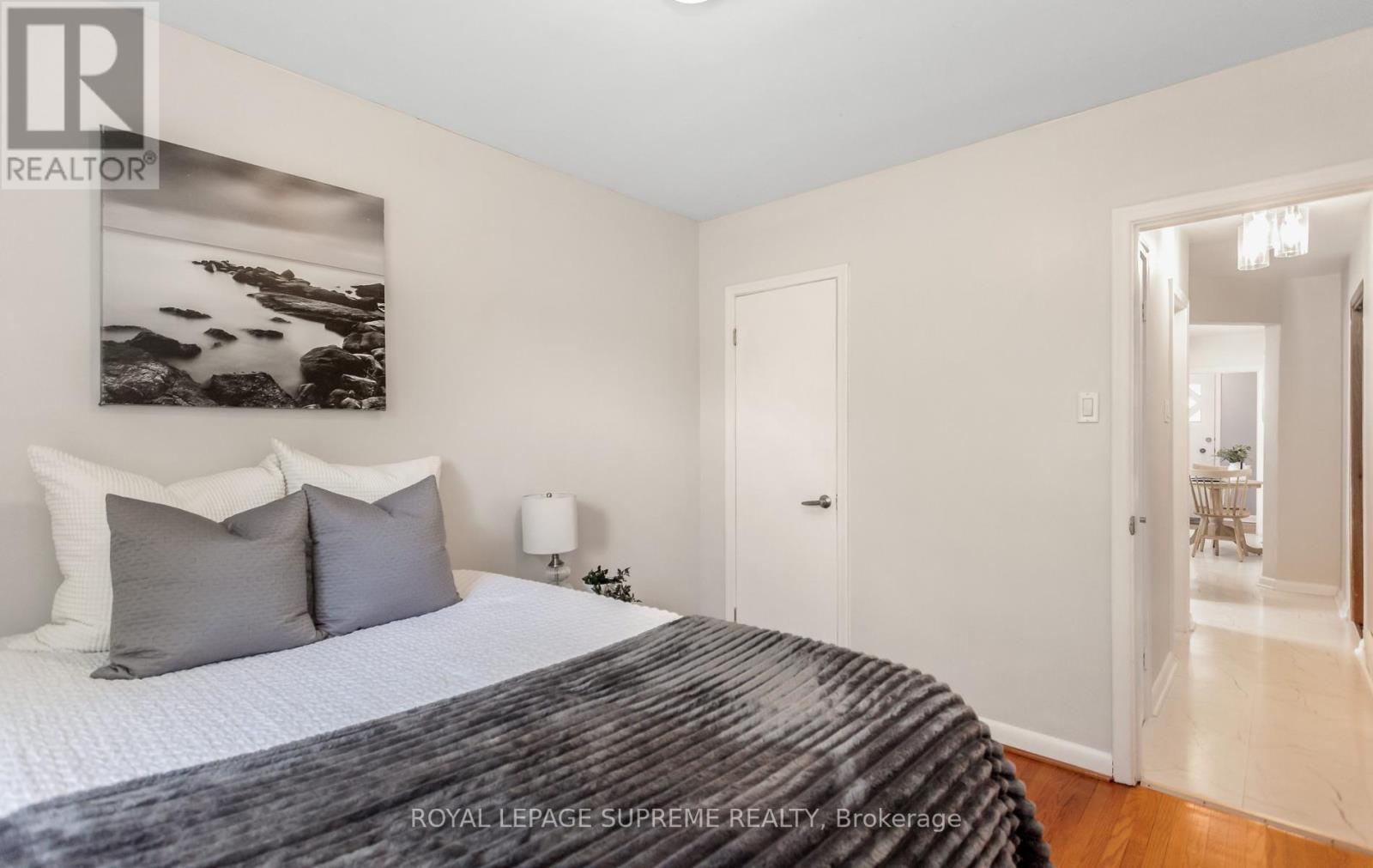 16 EAST DRIVE - 20
