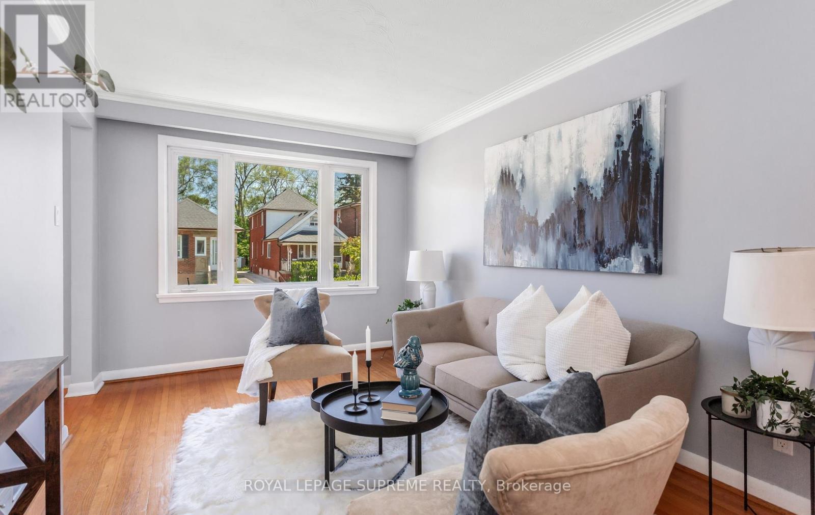 16 EAST DRIVE - 7
