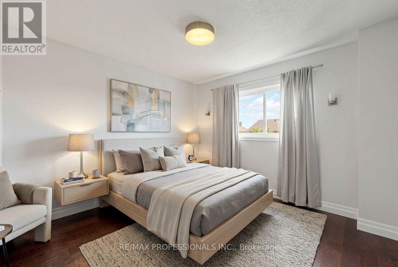 970 SILVERSMITH DRIVE - 34