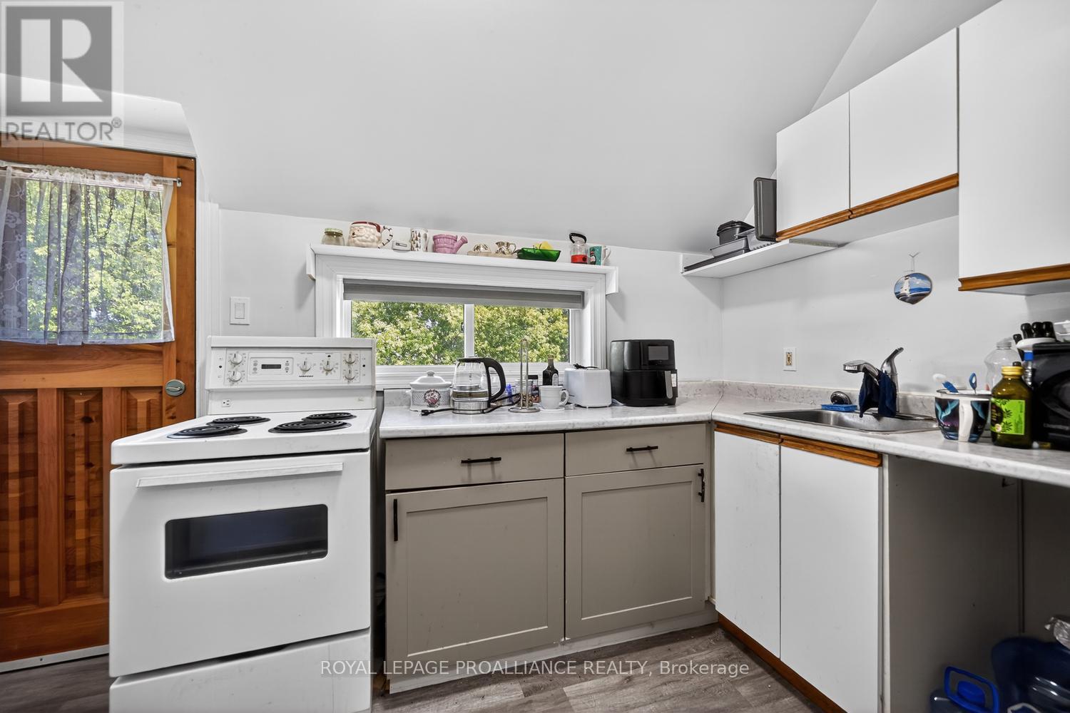 58 ABBOTT STREET - 25