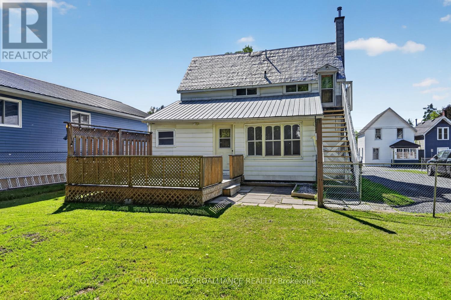58 ABBOTT STREET - 29
