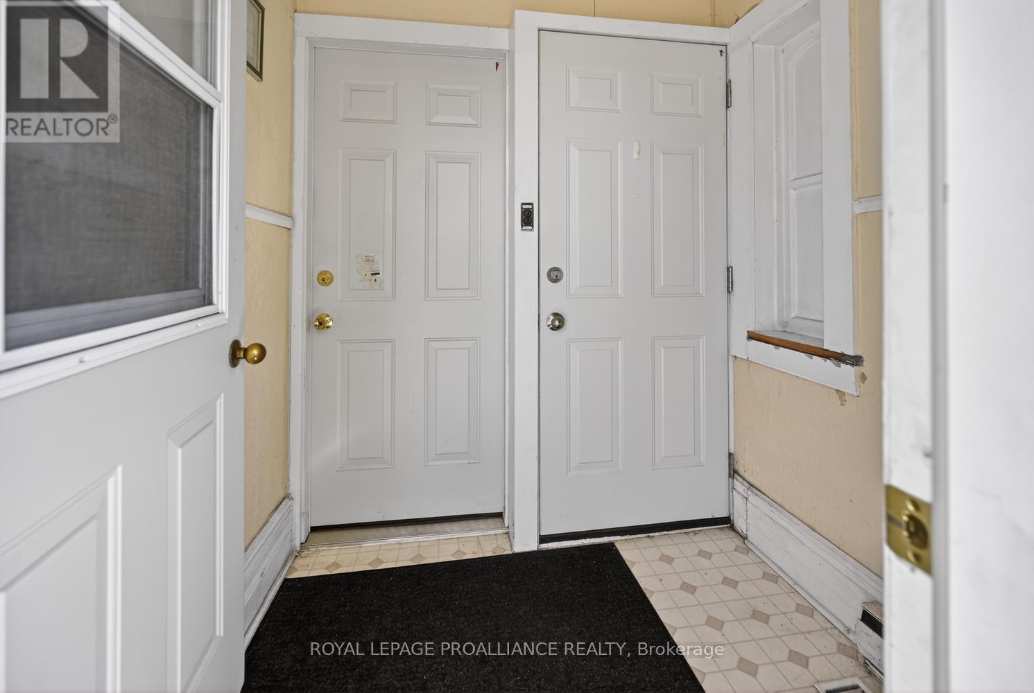 58 ABBOTT STREET - 4