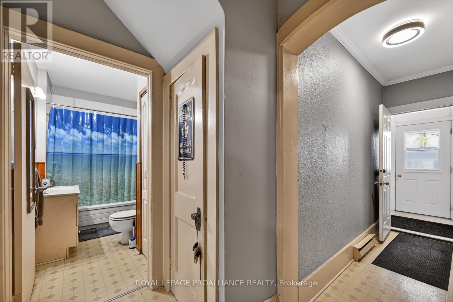 58 ABBOTT STREET - 8