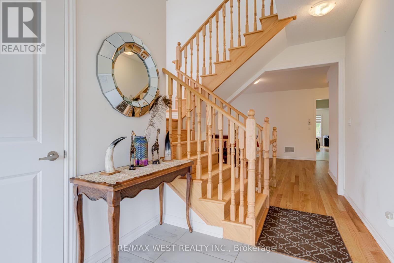 35 GILHAM WAY - 2