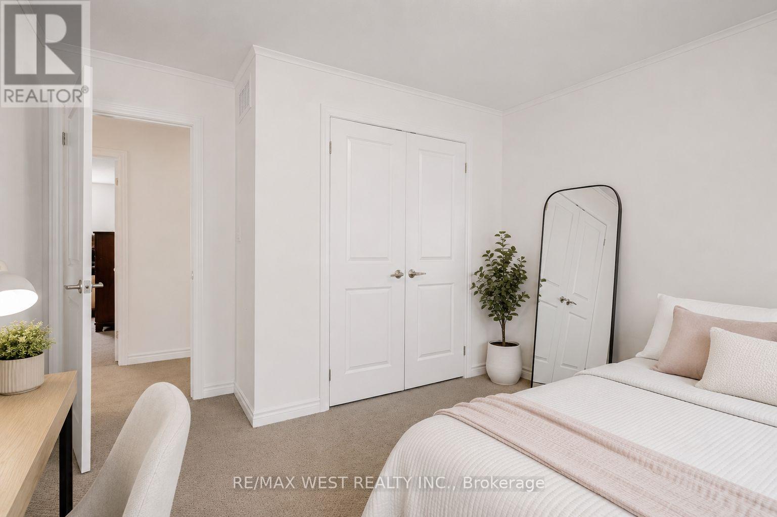 35 GILHAM WAY - 20