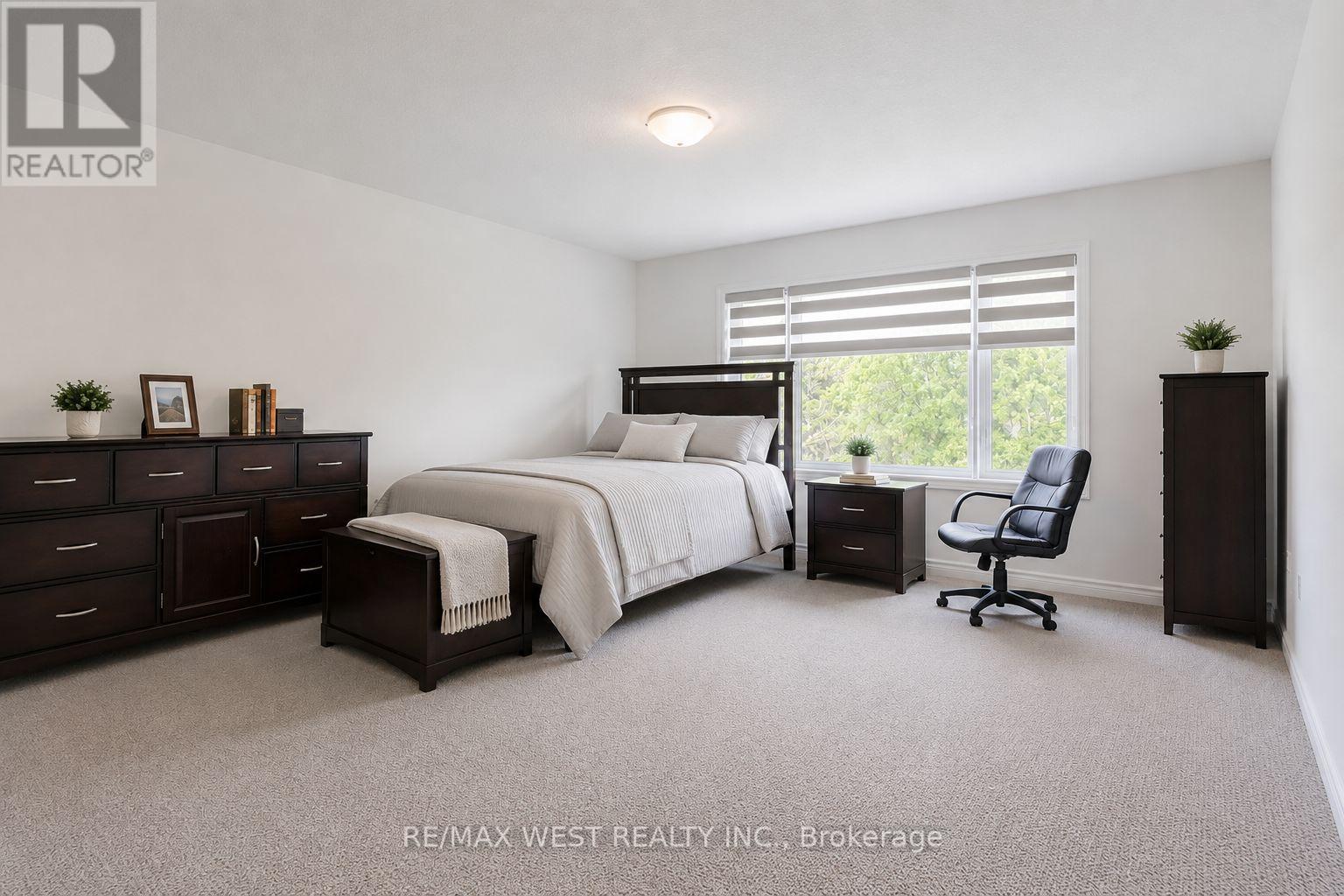 35 GILHAM WAY - 22