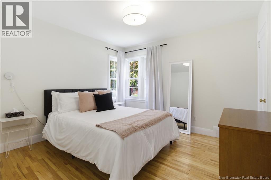 683 Mitchell Street - 17