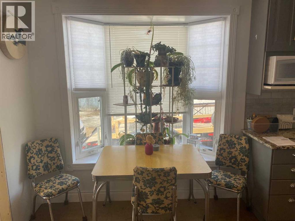 bay window in kitchen