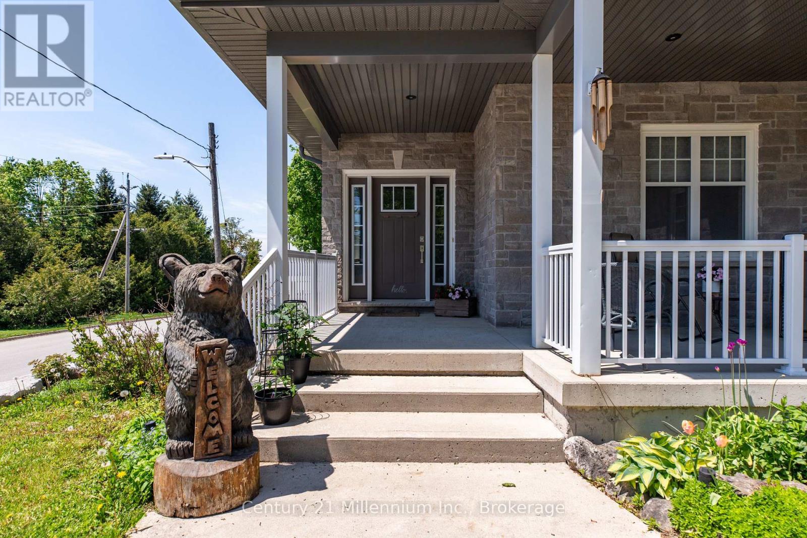142 ISLA STREET - 10