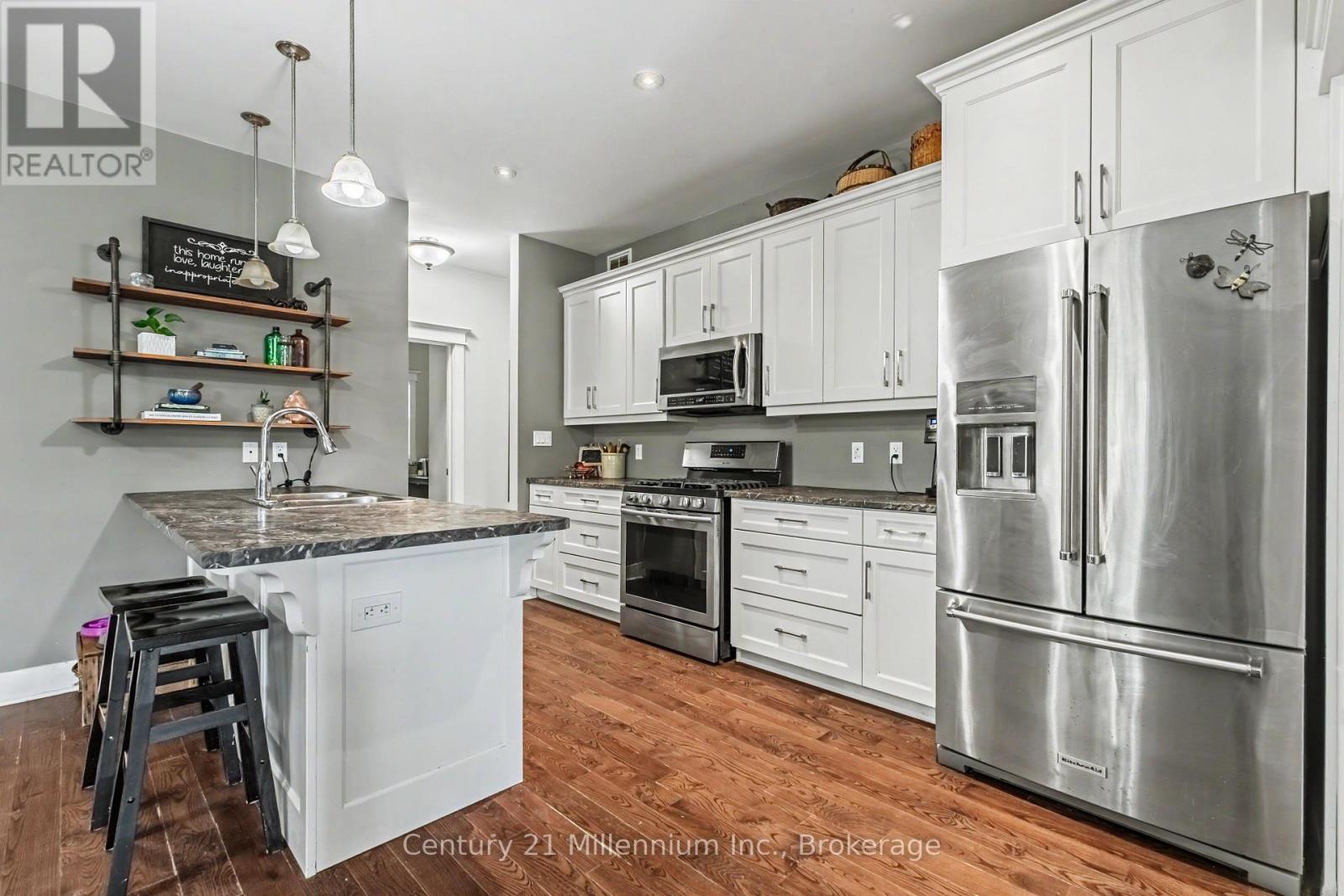 142 ISLA STREET - 22