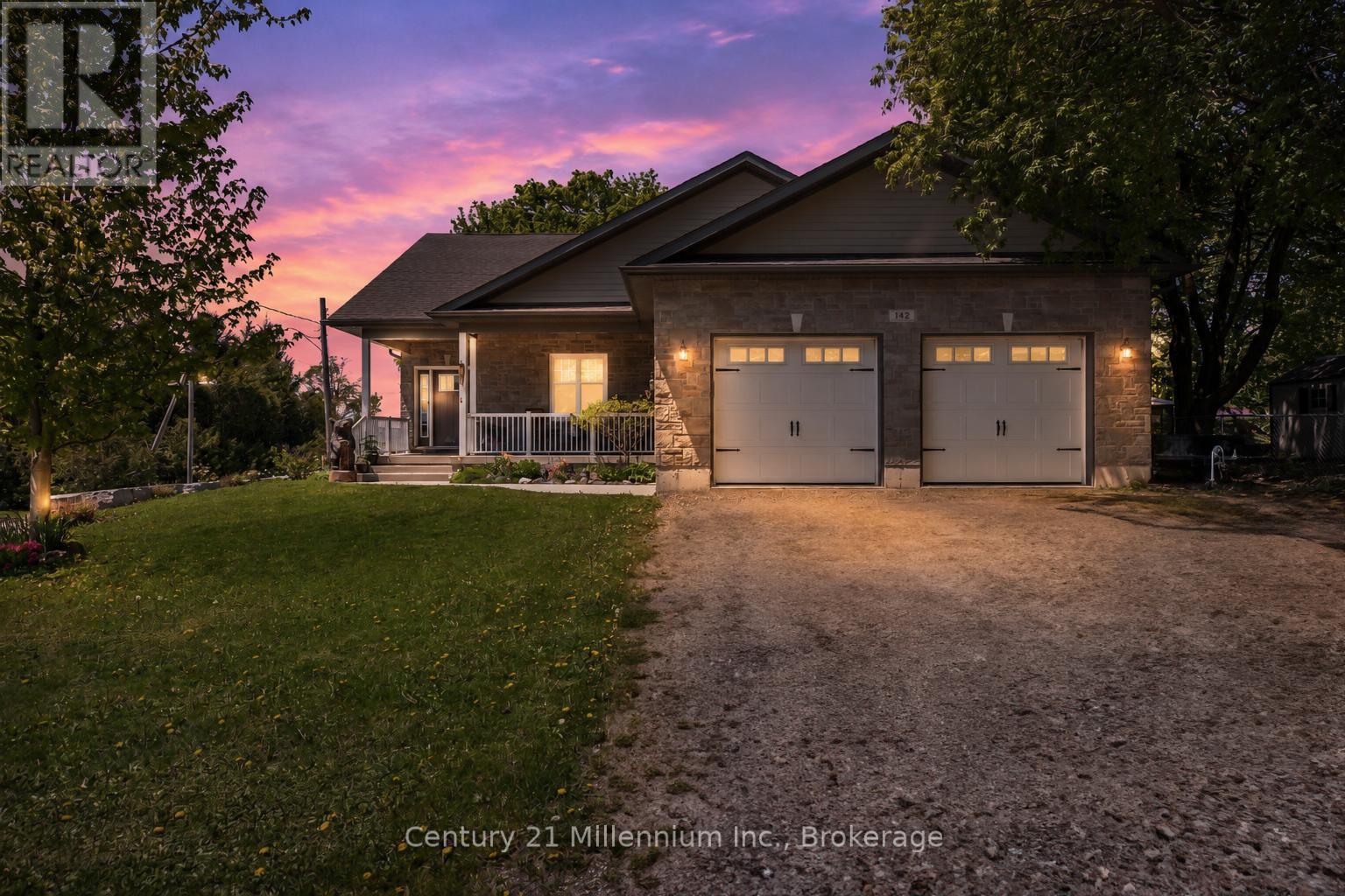 142 ISLA STREET - 45