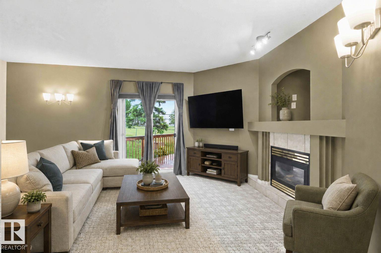 #9 3811 85 ST NW - 1
