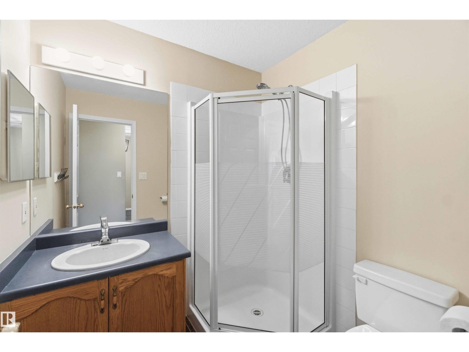 #9 3811 85 ST NW - 27