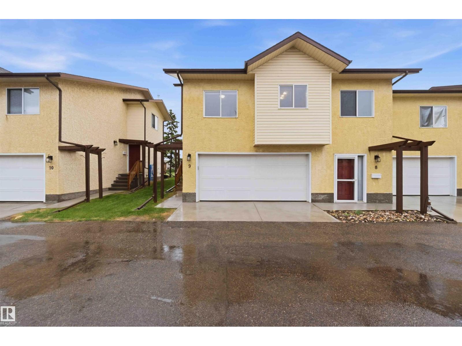 #9 3811 85 ST NW - 6