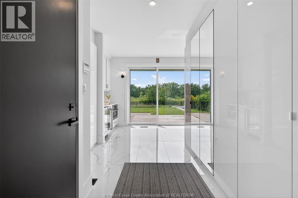 3889 ST FRANCIS CRESCENT - 22